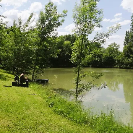 Сasa de vacaciones Le Hameau De Galice